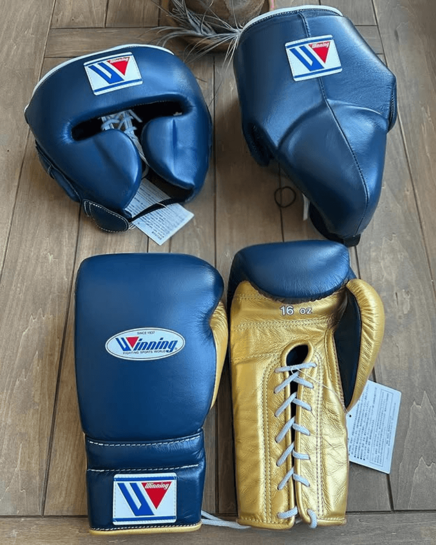 Winning Complete Boxing Set Dark-Blue/Gold Gloves Headguard Training Bundle