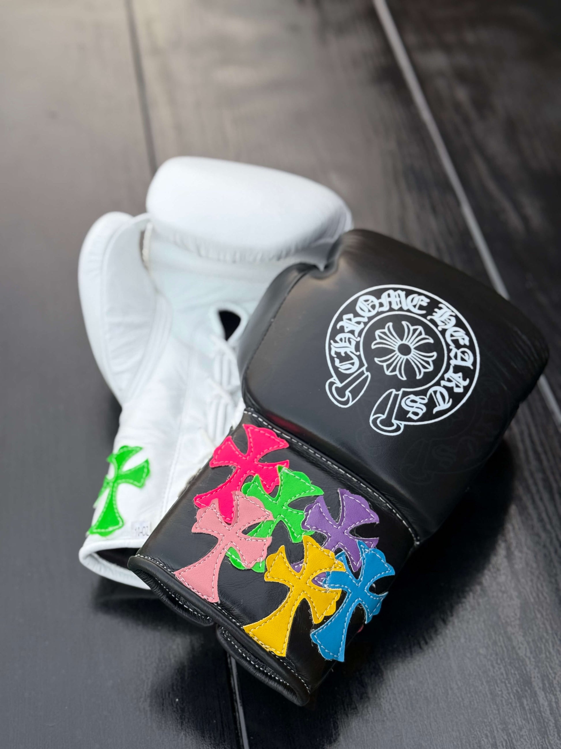 winning boxing gloves white/black chrome heart style left back view premium leather fight gear