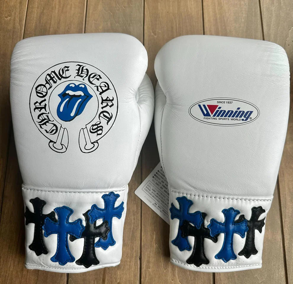 Winning boxing gloves white chrome heart style custom training gloves for boxing