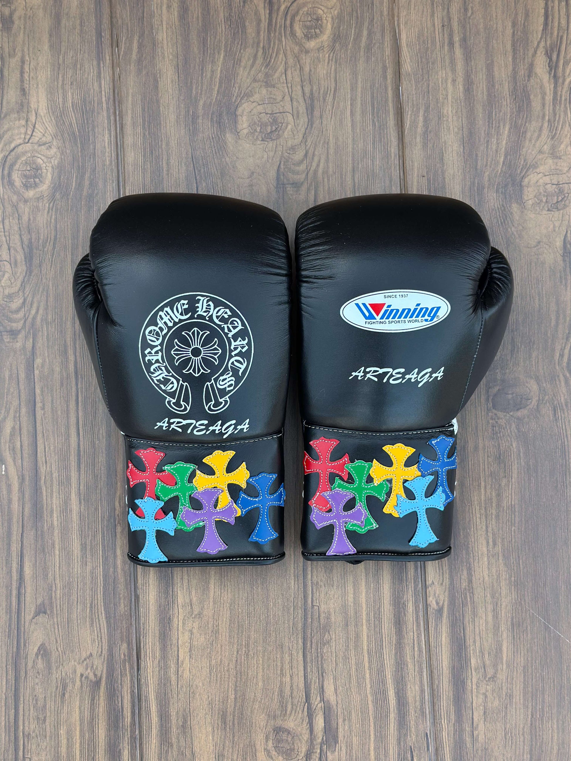 winning boxing gloves black/multi chrome heart style high quality lace up boxing gloves Back View