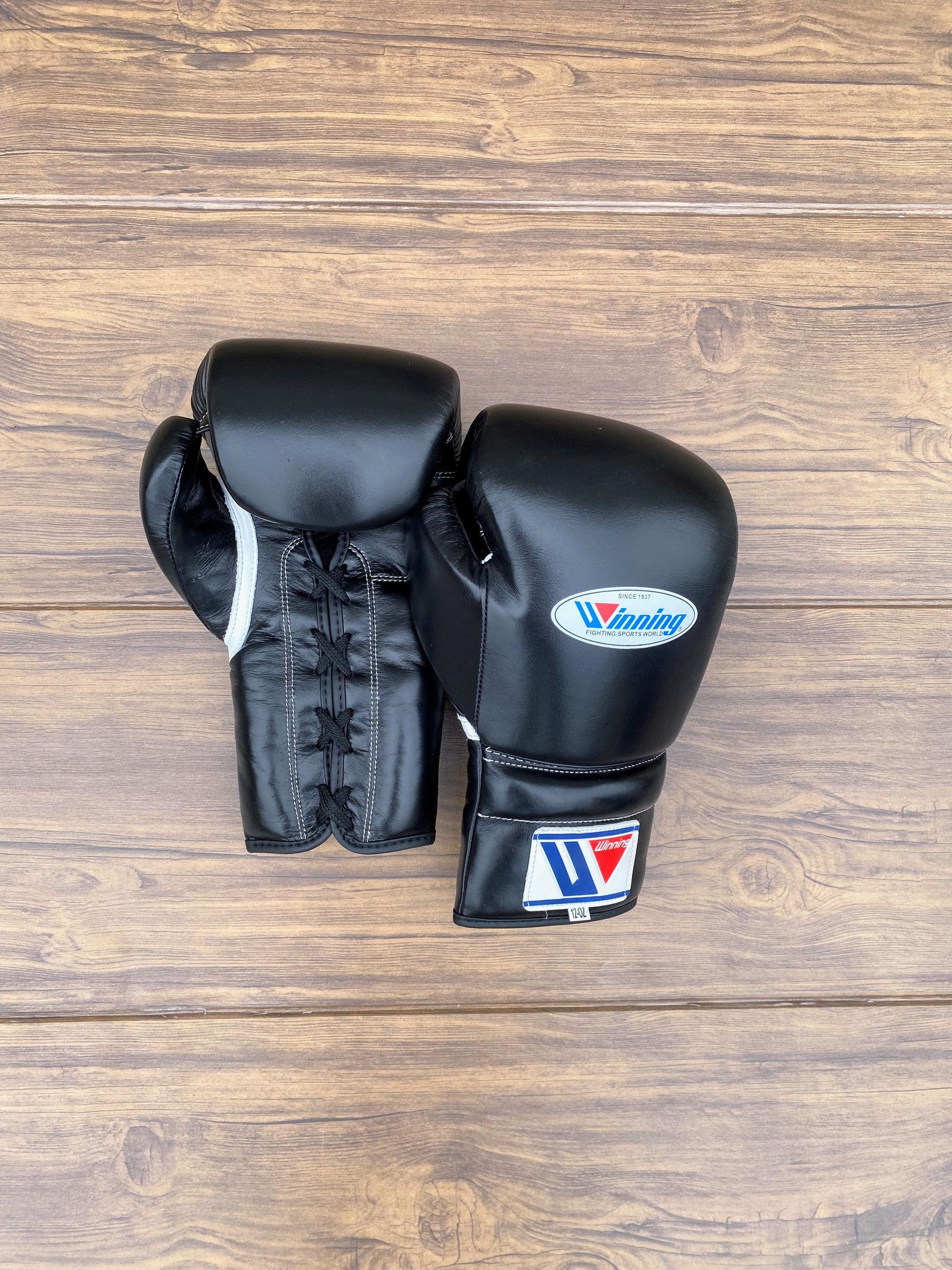 Winning Boxing Set Black Gym Training Gloves View