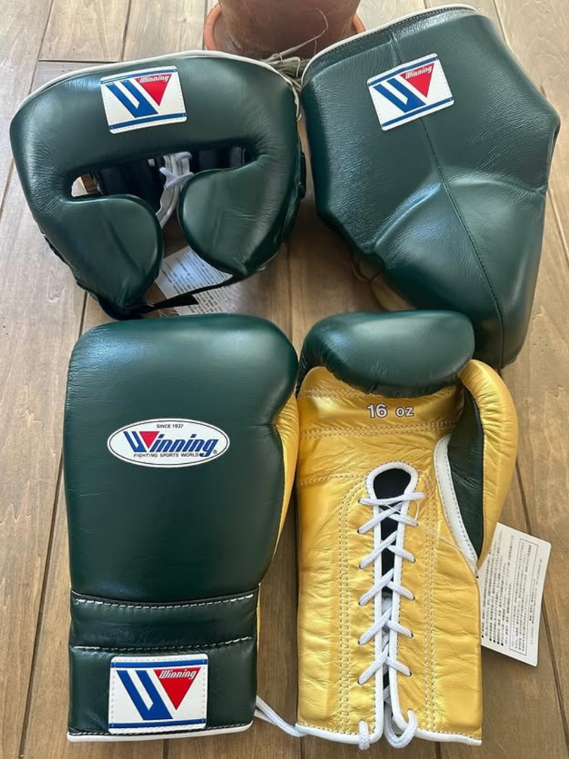 Winning Leather Boxing Set Green/Gold Gym Training Kit