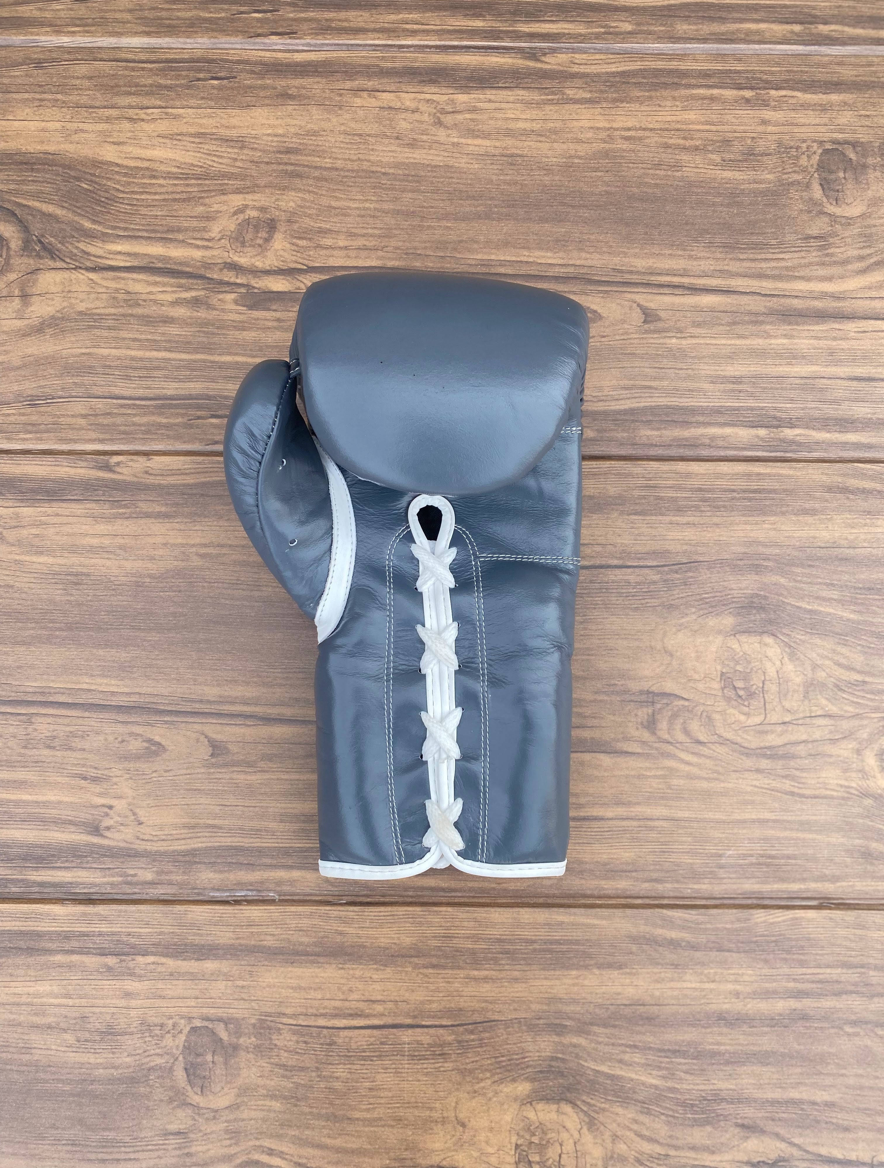 Winning Leather Boxing Set Grey Sparring Set Gloves Front View