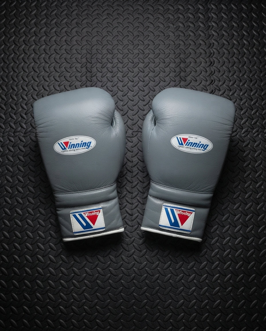 Winning Boxing Sets Grey Leather Gloves View