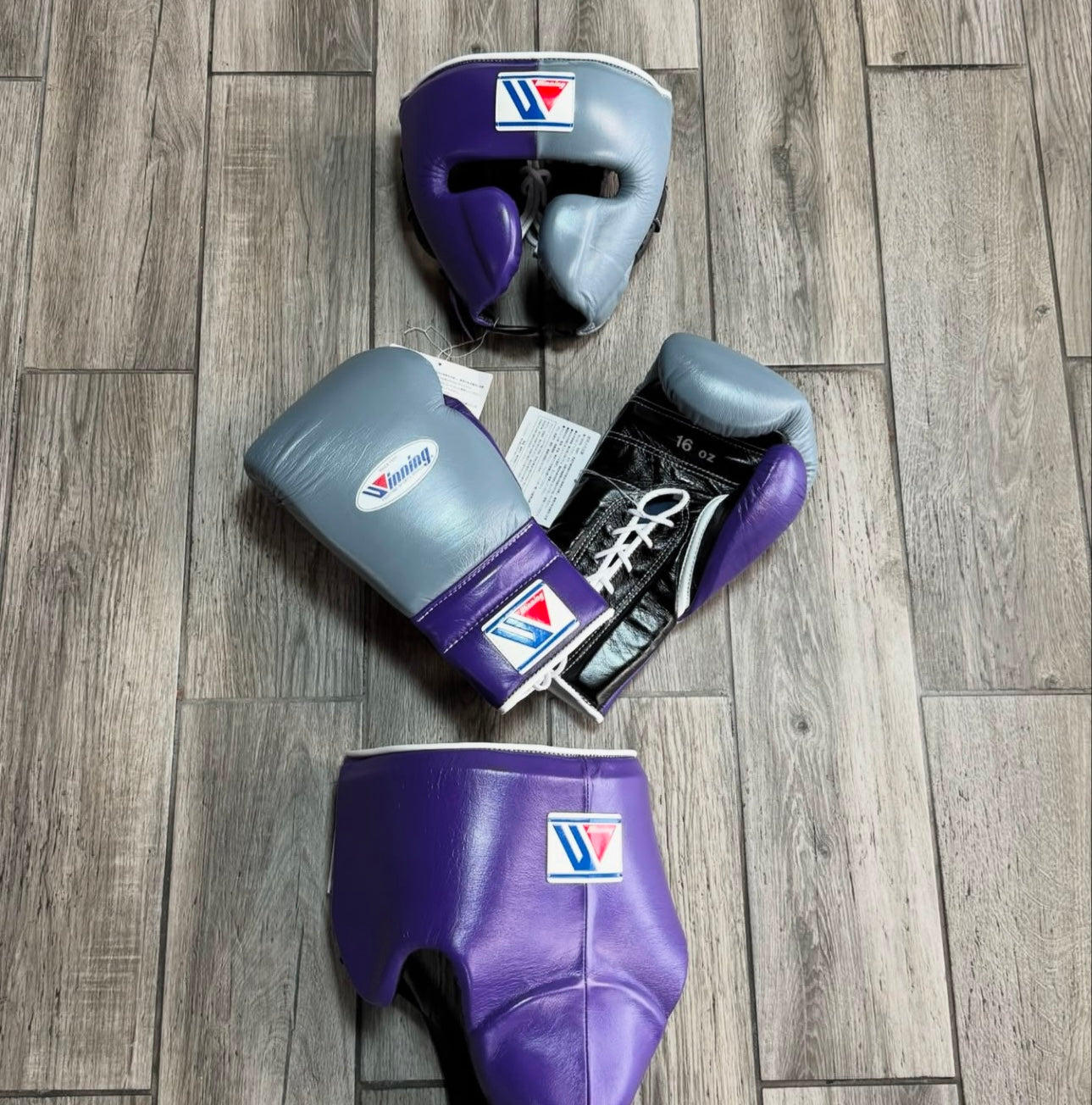 Winning Boxing Set Grey/Purple/Black Gym Training Gloves Headguard