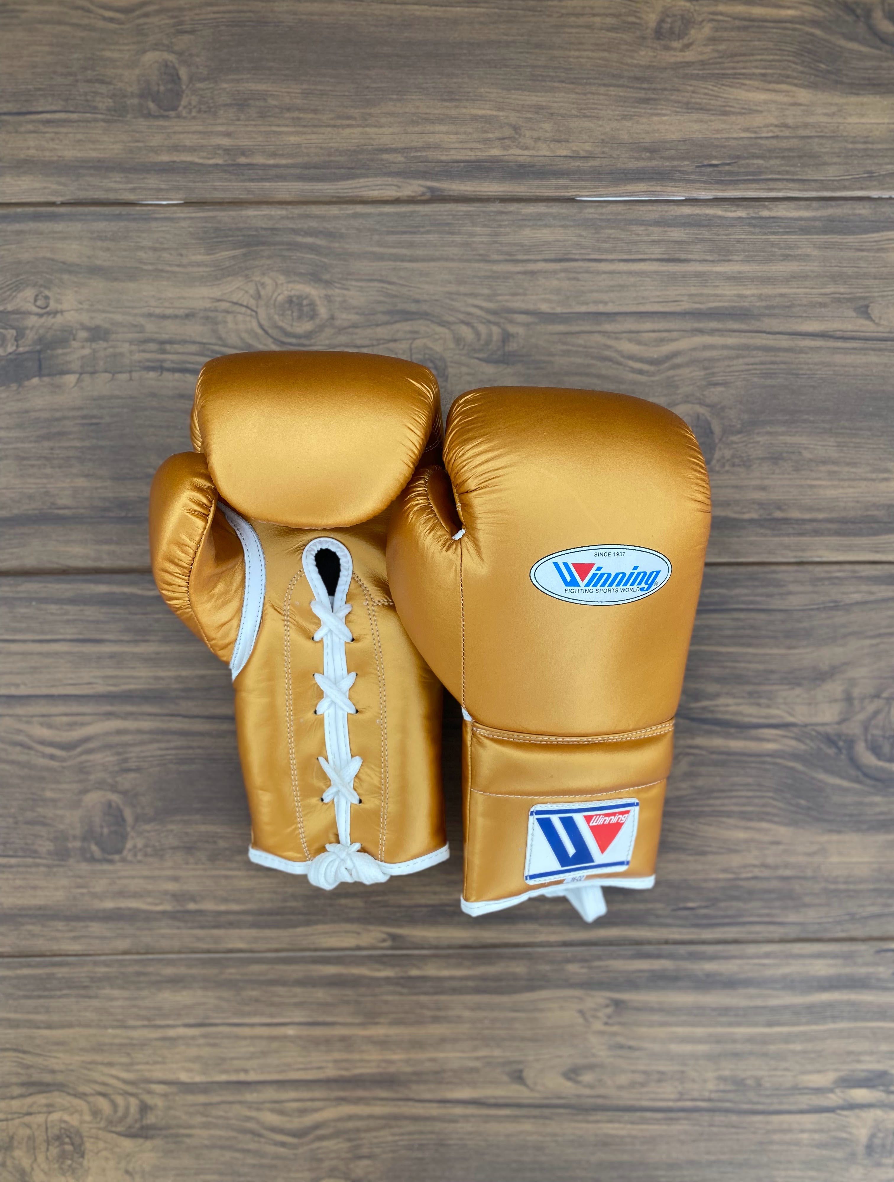 Winning Boxing Set Gold Gym Training Gloves View