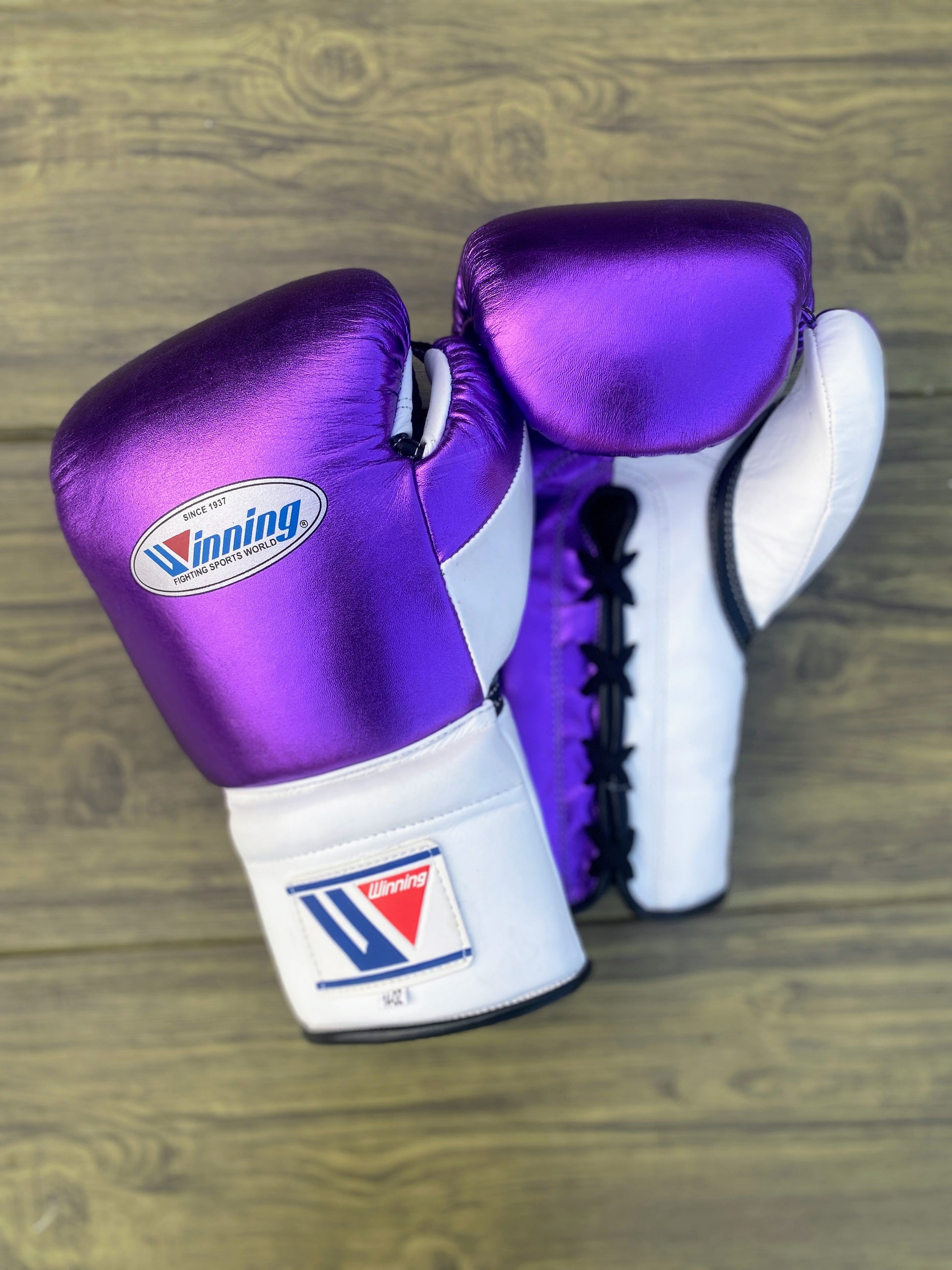 Winning White/Purple Boxing Set Fitness Training Gloves View