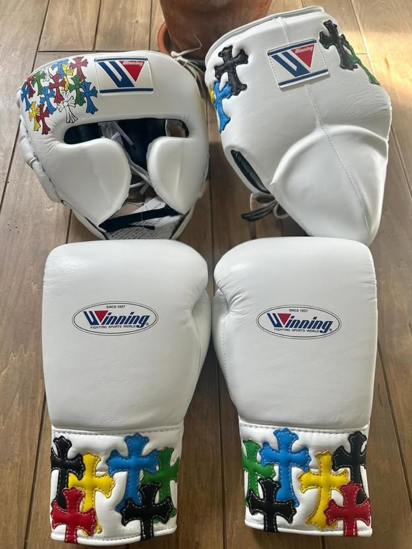 Winning Complete Boxing Set White Gloves Headguard Training Bundle