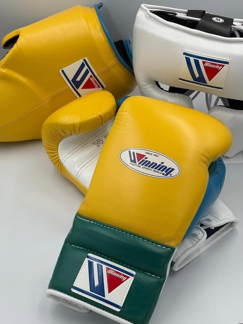 Winning Yellow/White/Green/Blue Boxing Set Fitness Training Gloves Headguard