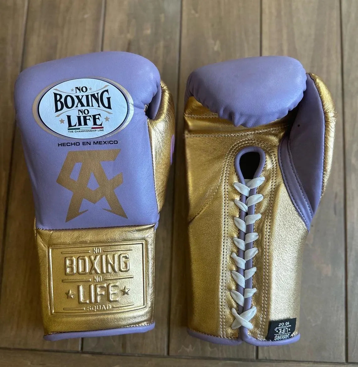 No Boxing No Life Boxing Gloves Purple/Gold | Lace-Up
