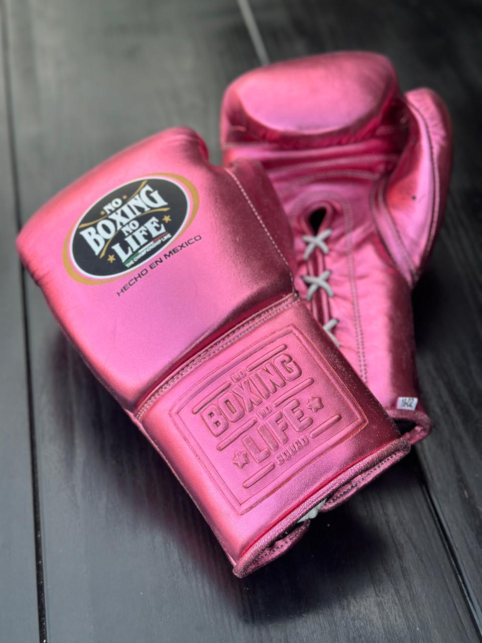 no boxing no life pink lace-up back front view boxing gloves professional boxing gear premium quality