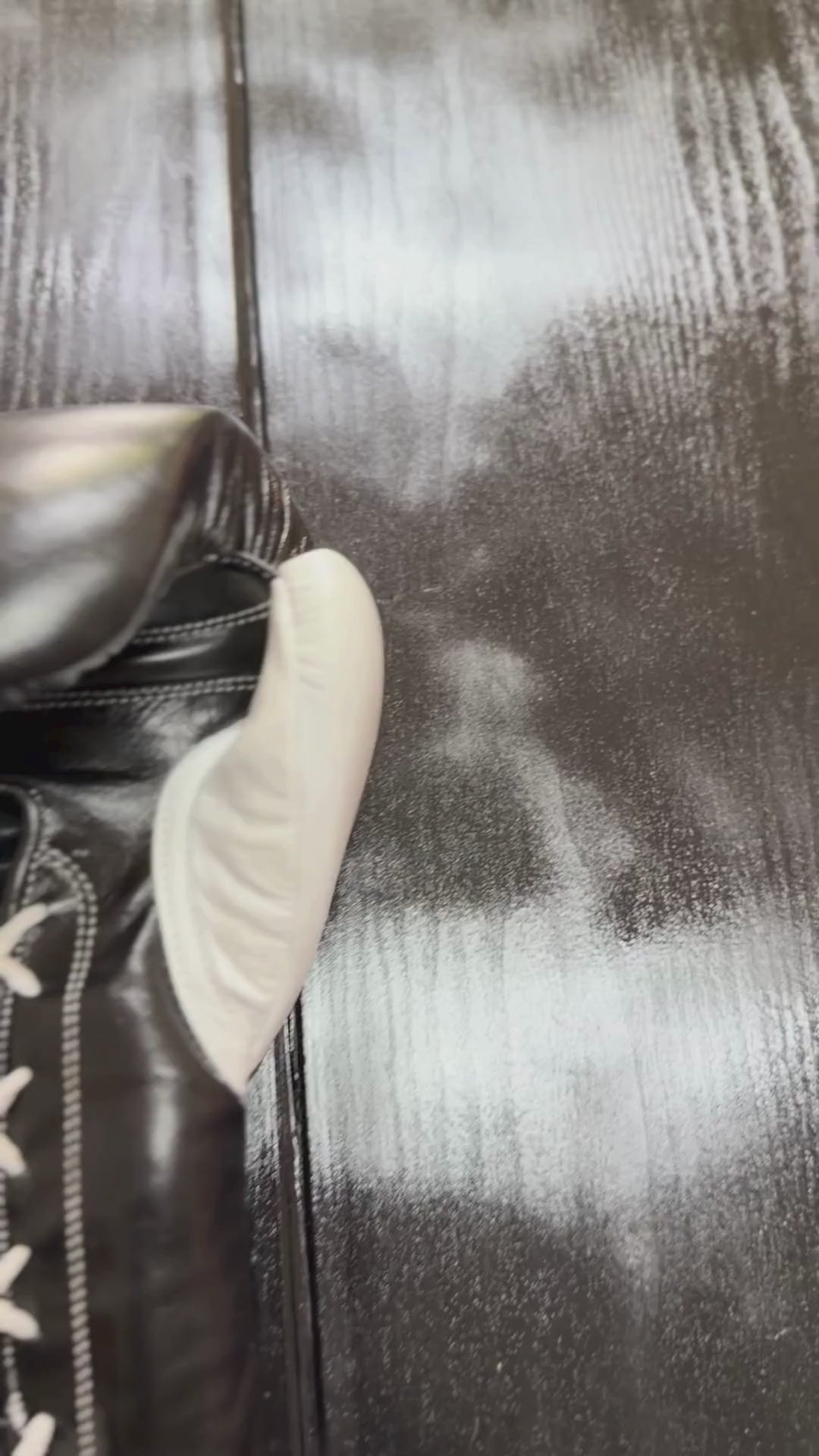 Load video: Winning Boxing Gloves Black/White Sparring
